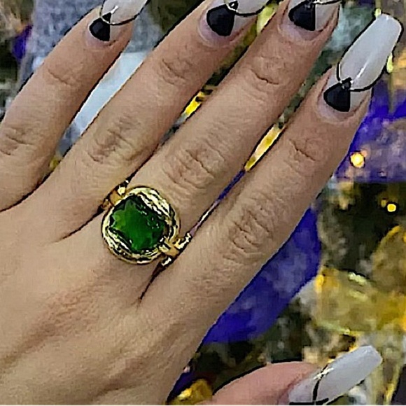 Gold Emerald Crystal Matching Necklace, Earrings, Ring Set - Picture 8 of 8